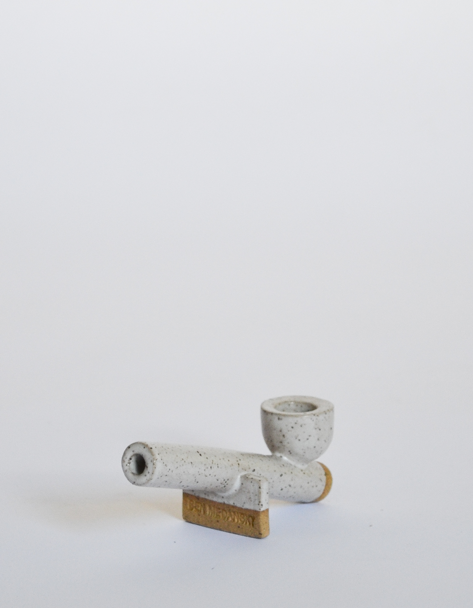 whitepipe-2.jpg
