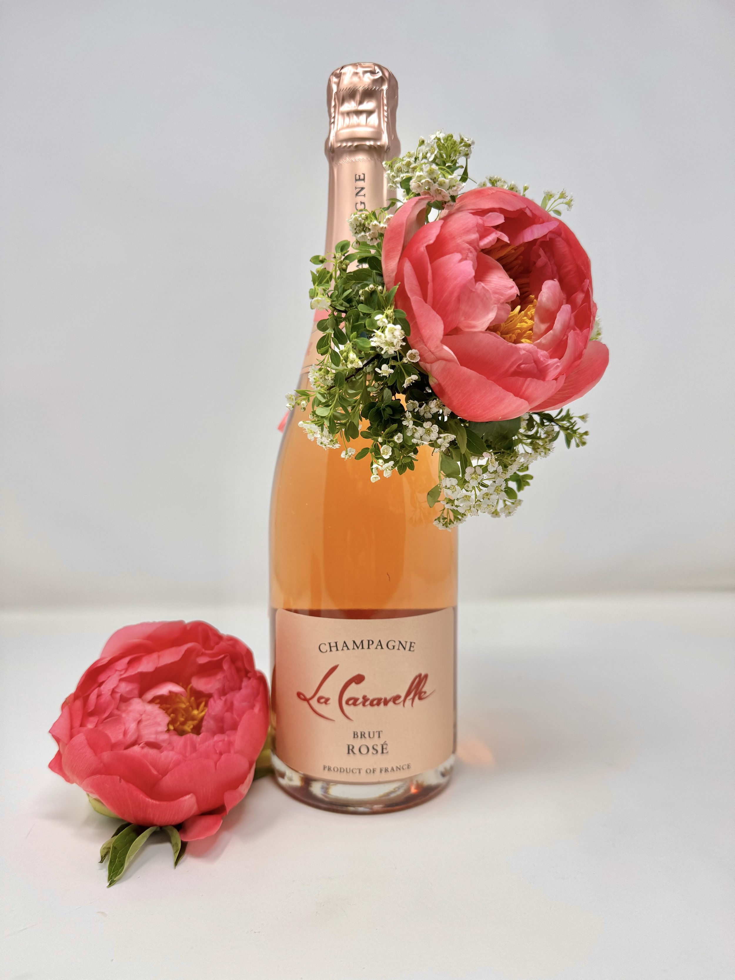 Mothers Day with a Gift of Champagne and Flowers_011_.jpg