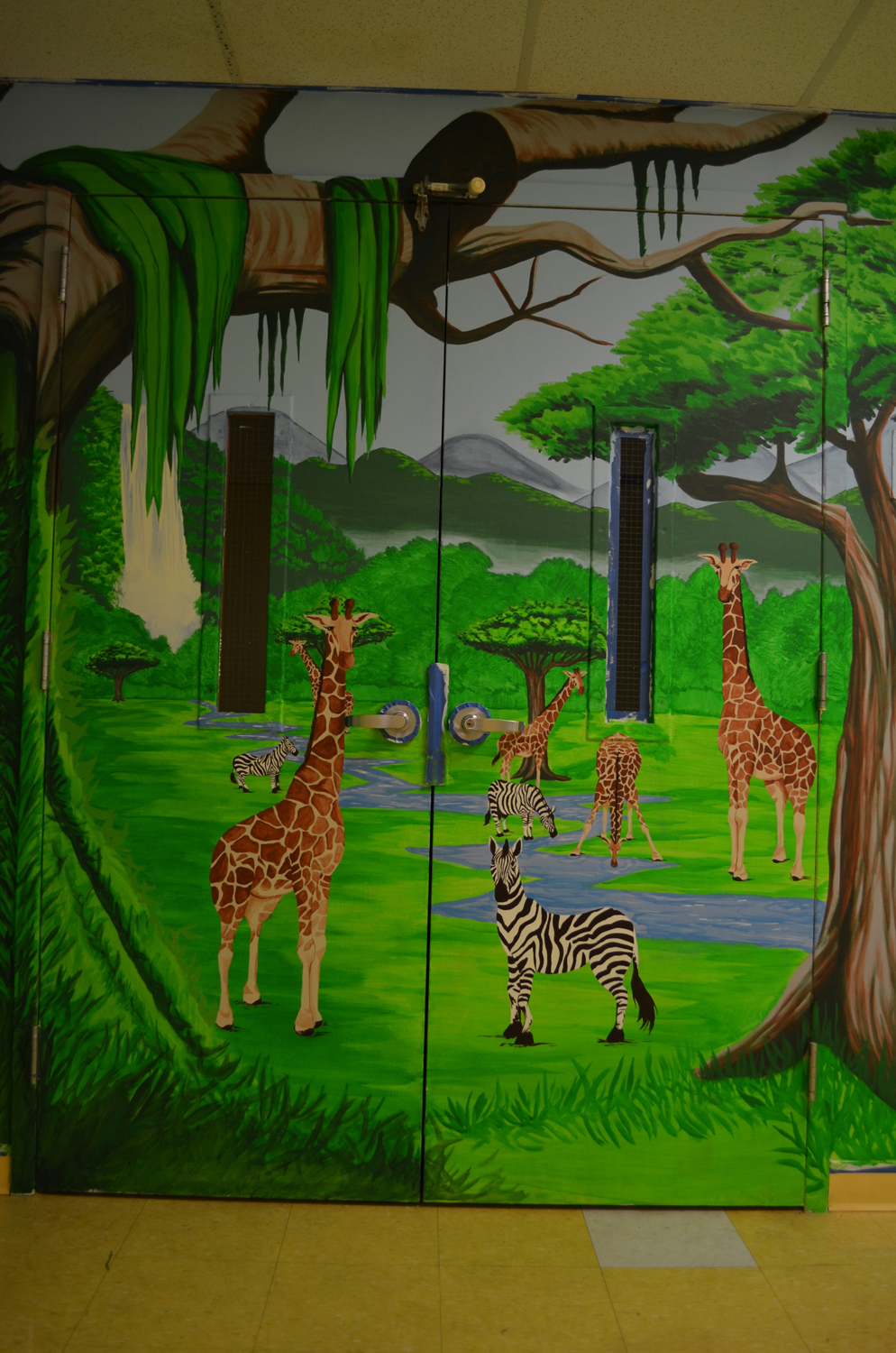 Giraffe and Zebra_1.jpg