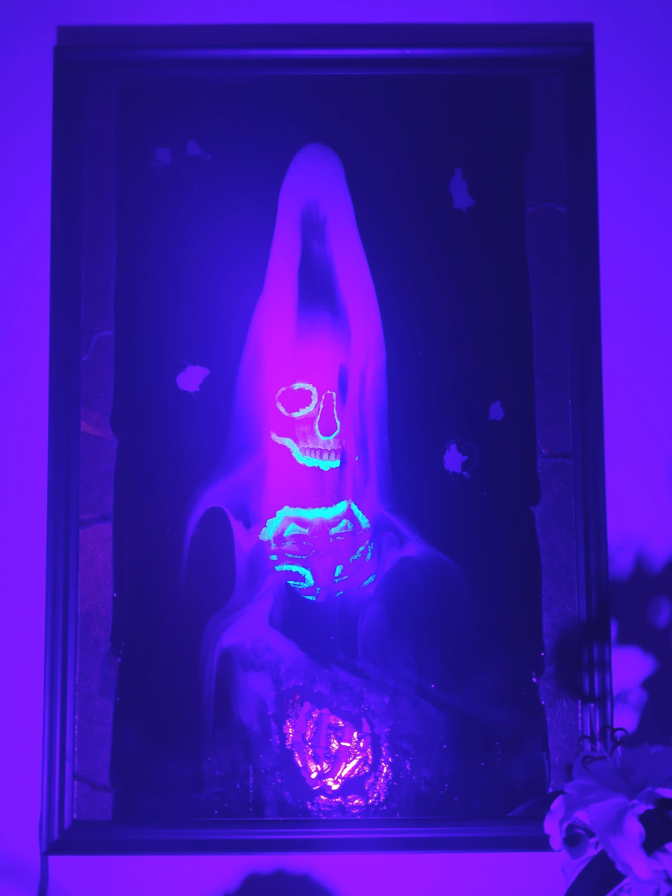 HMFHblacklight.jpg