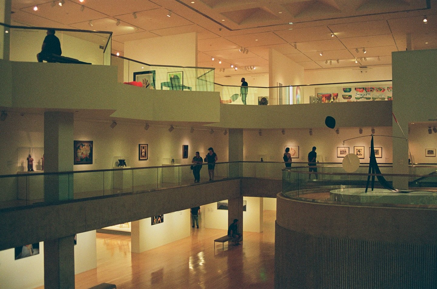 🖼️

Shot on:
📷: Nikon FA
🎞️: Portra 400
Dev&amp;Scan: @lastgoodfilmlab 
#portra400 #palmspringsartmuseum #palmspringsphotography #35mmphoto #valography @valography