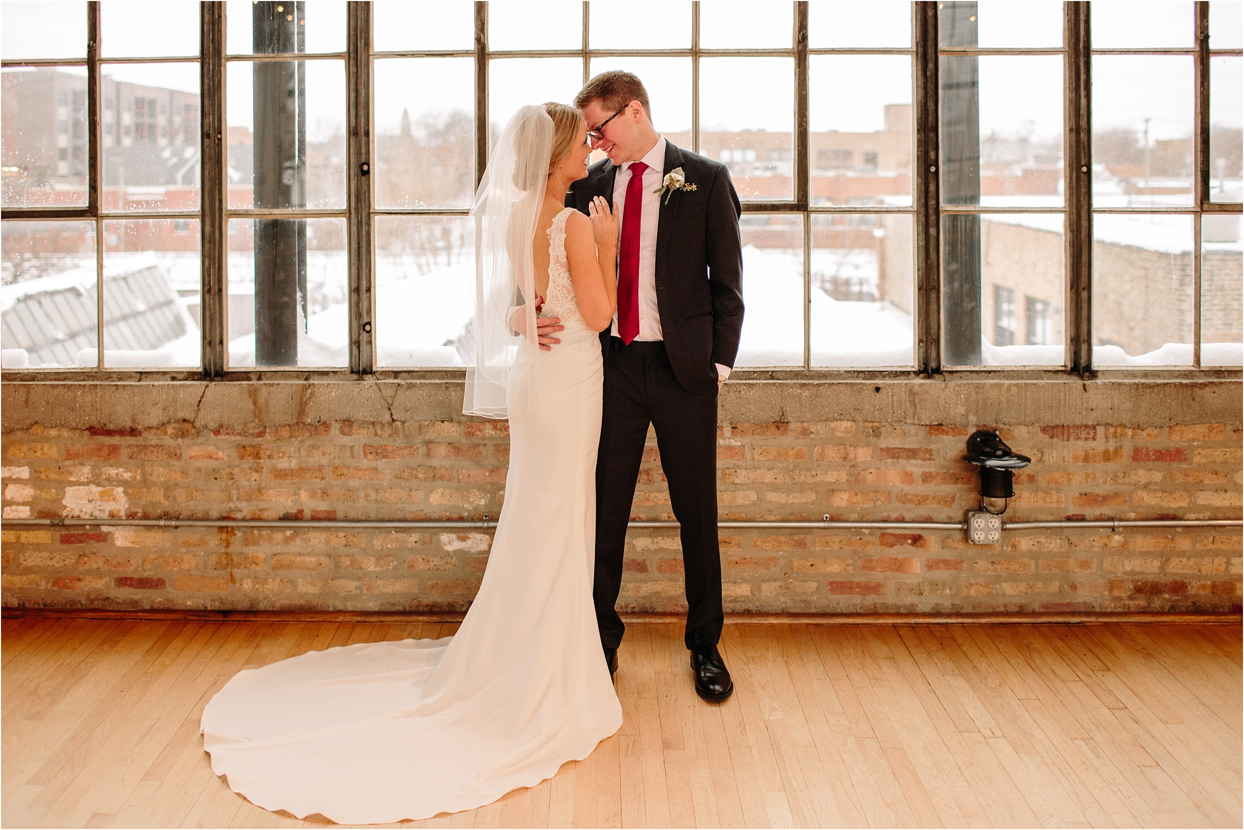 Ravenswood Event Center Chicago Winter Wedding