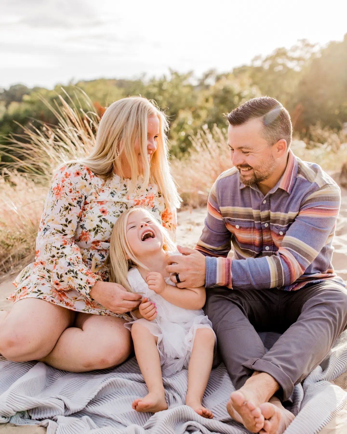 I'll let you in on a little secret - Your family session is likely going to feel chaotic and you'll wonder if we got any good photos. This is how most (included myself) parents feel during family sessions. I promise you I will capture gems amidst the