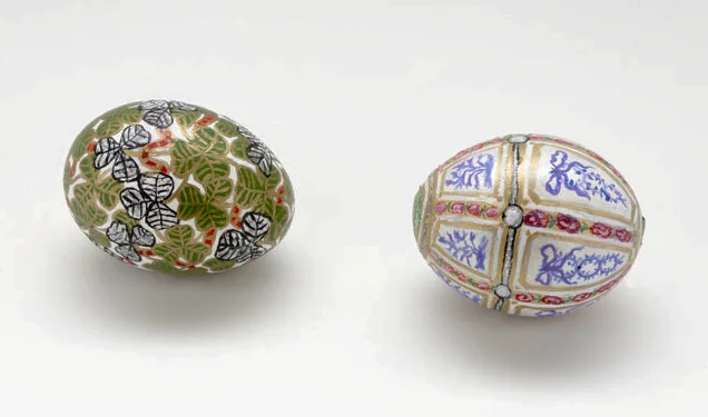 Twelve Panel Egg and Clover Leaf Egg