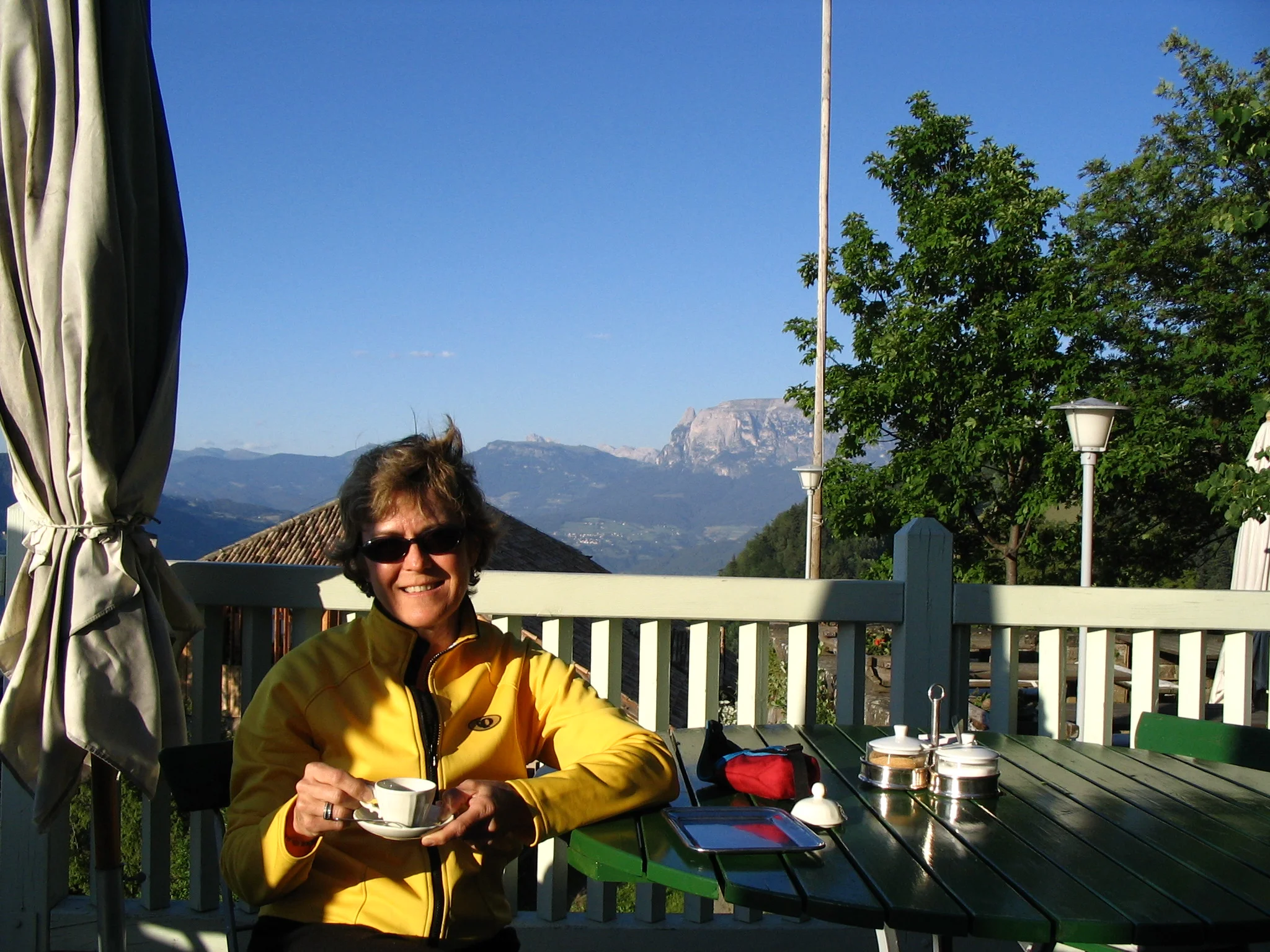 relaxing on tour in italy