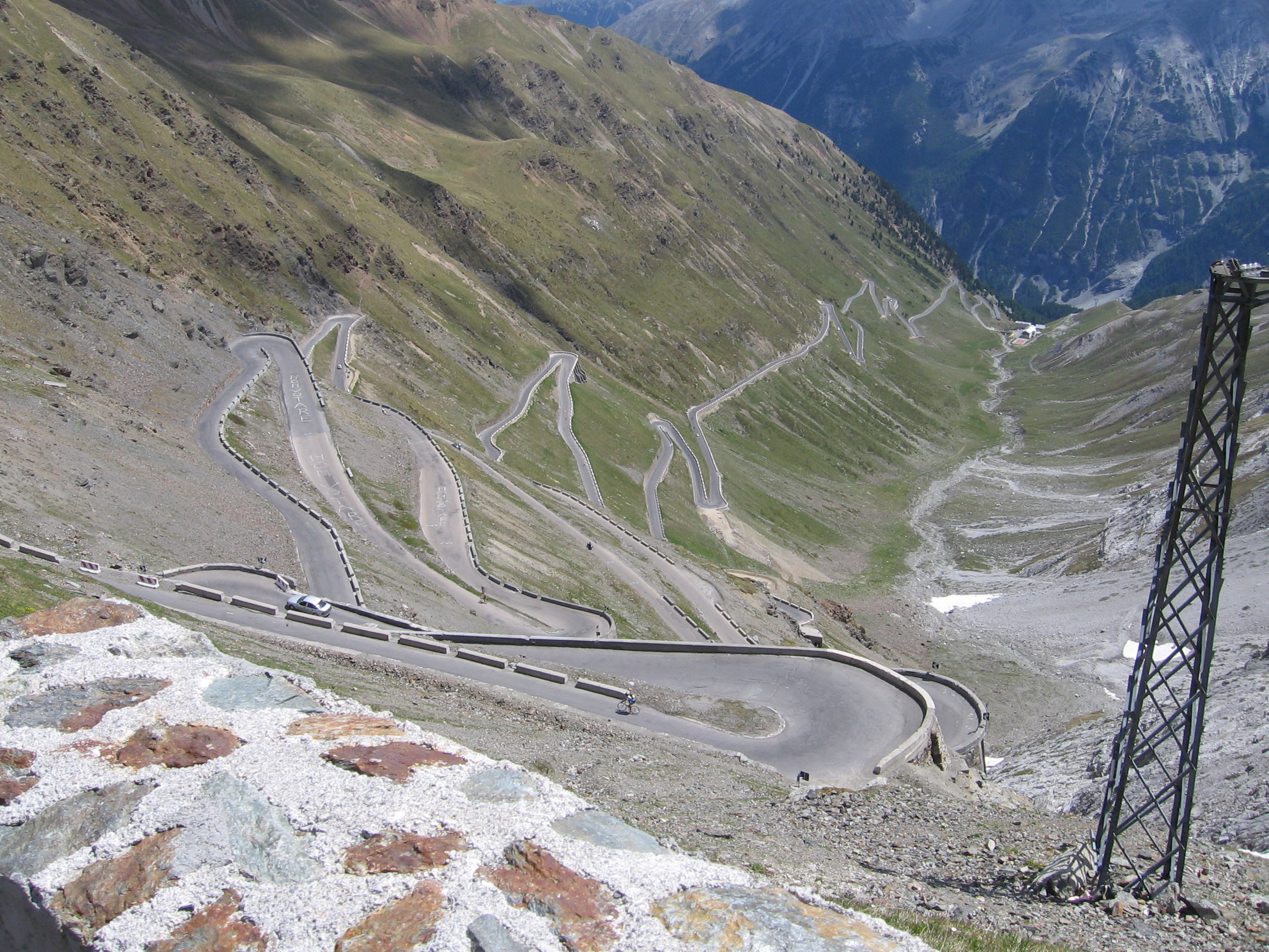 cycling stelvio pass