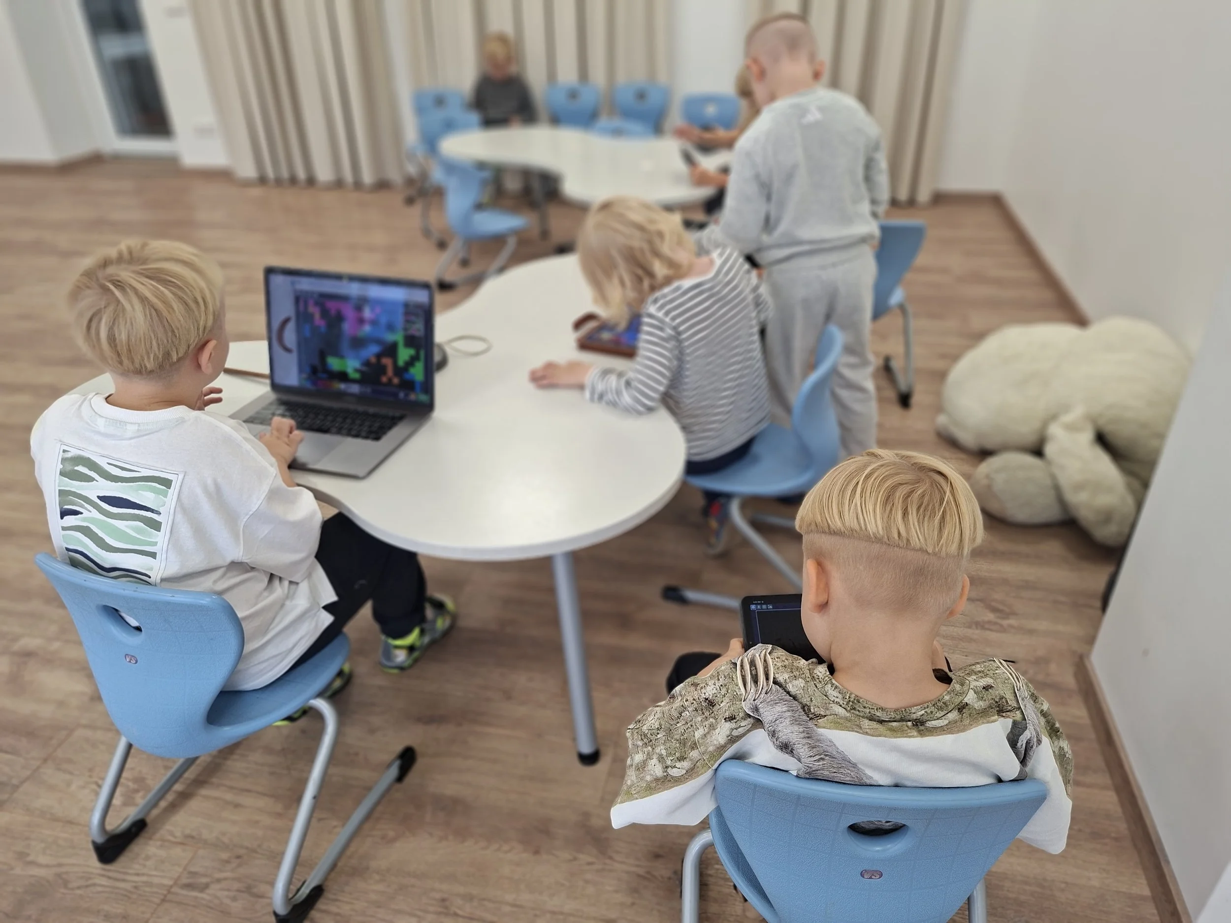 codingforkidsvilnius.jpg