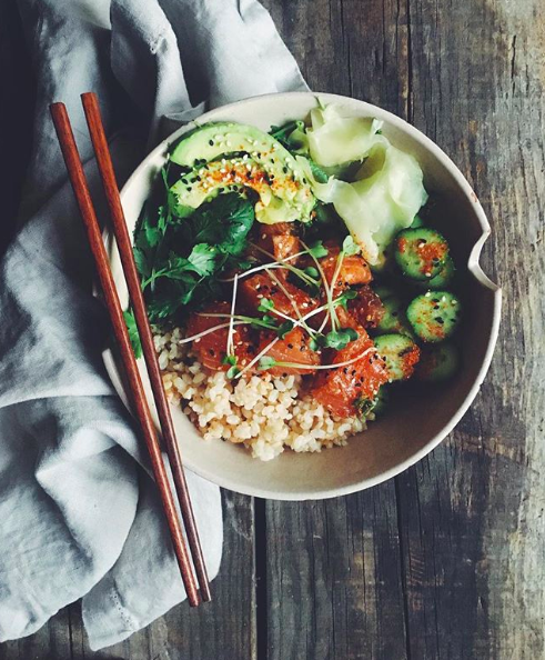 spicy salmon poke bowl