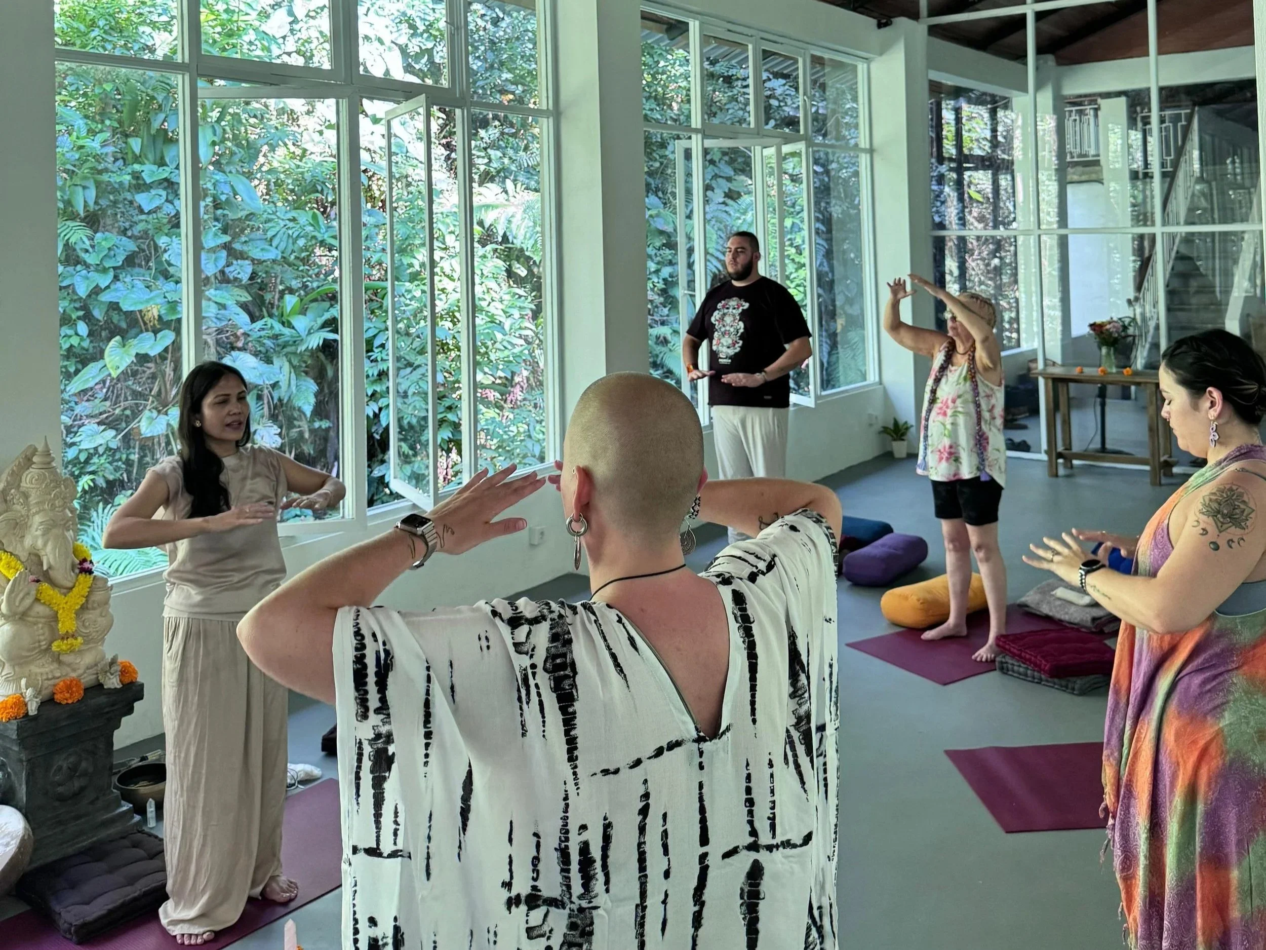 Breathwork workshop at The Juicy Effect