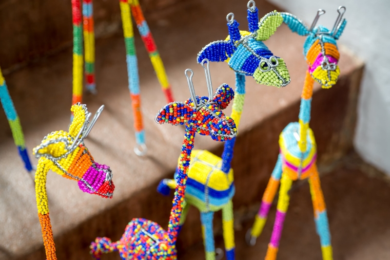 AN06 - Beaded Mutli colour giraffes