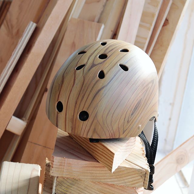 One of my favorite painting challenges is making helmets look like wood. 🛠✨Request any type of woodgrain finish for $115 (now discounted from $165) from our site and I'll figure out how to match it.