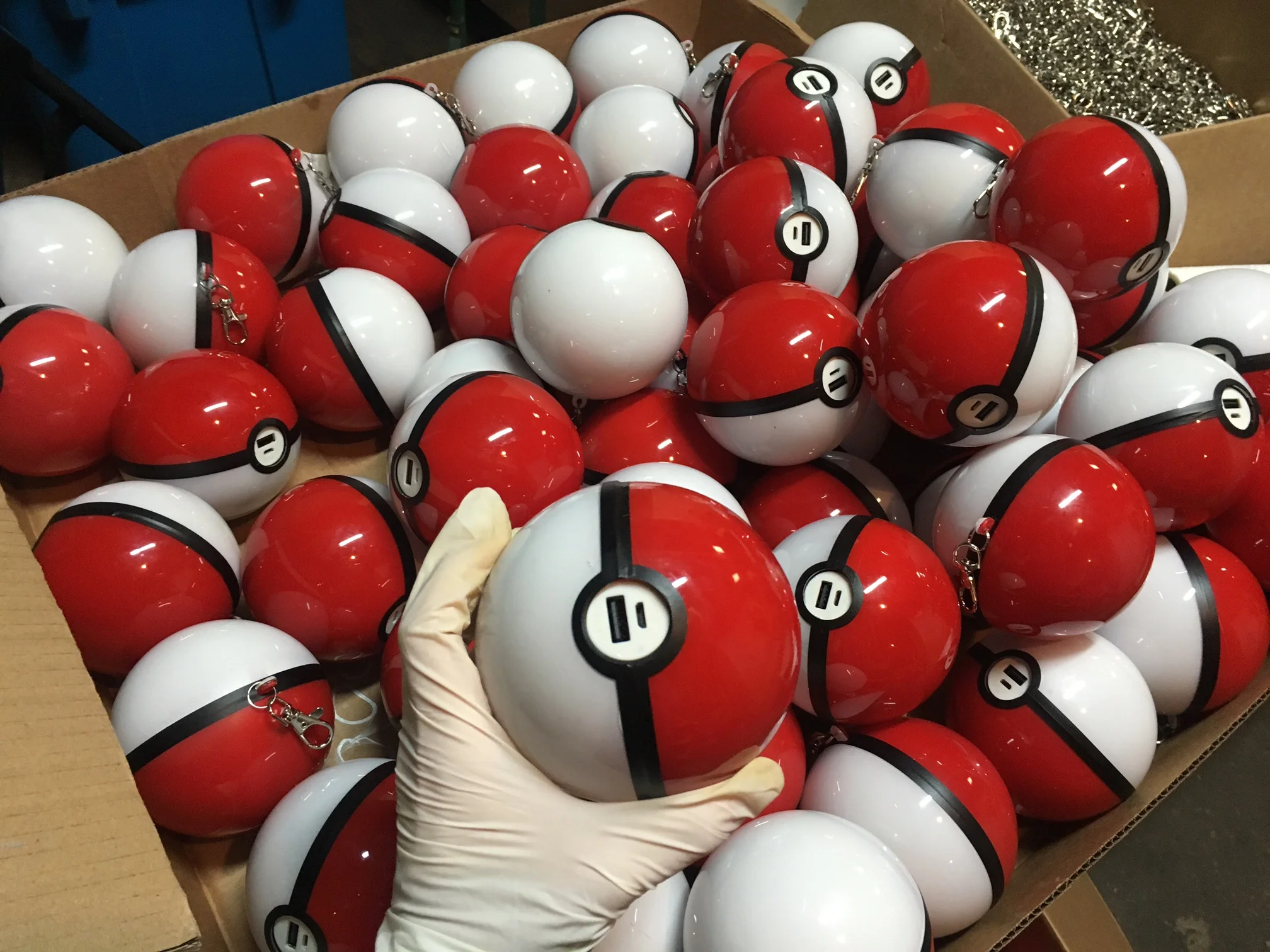 pokeballassembly2.JPG