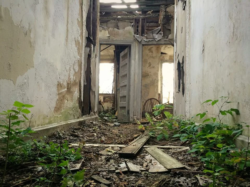 northbrotherhallway.jpg