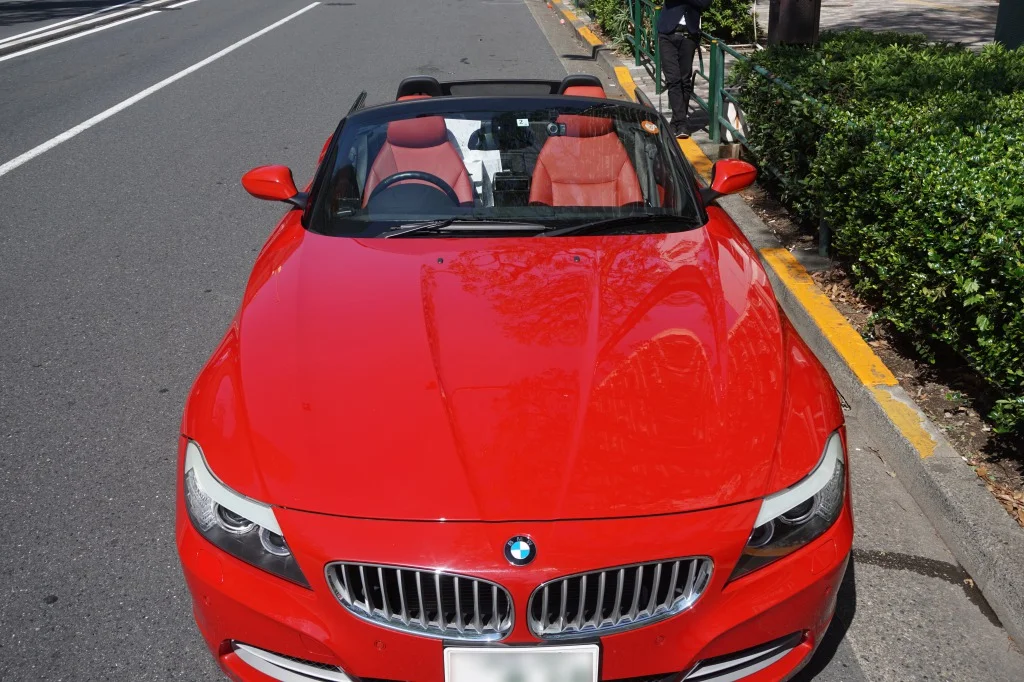 愛車がシェア中に事故に遭った でも僕はシェアをやめない 真っ赤なbmwz4をanyca エニカ でシェアし トラブルを乗り越えたオーナー Anyca エニカ News カーシェアリングの最新ニュース