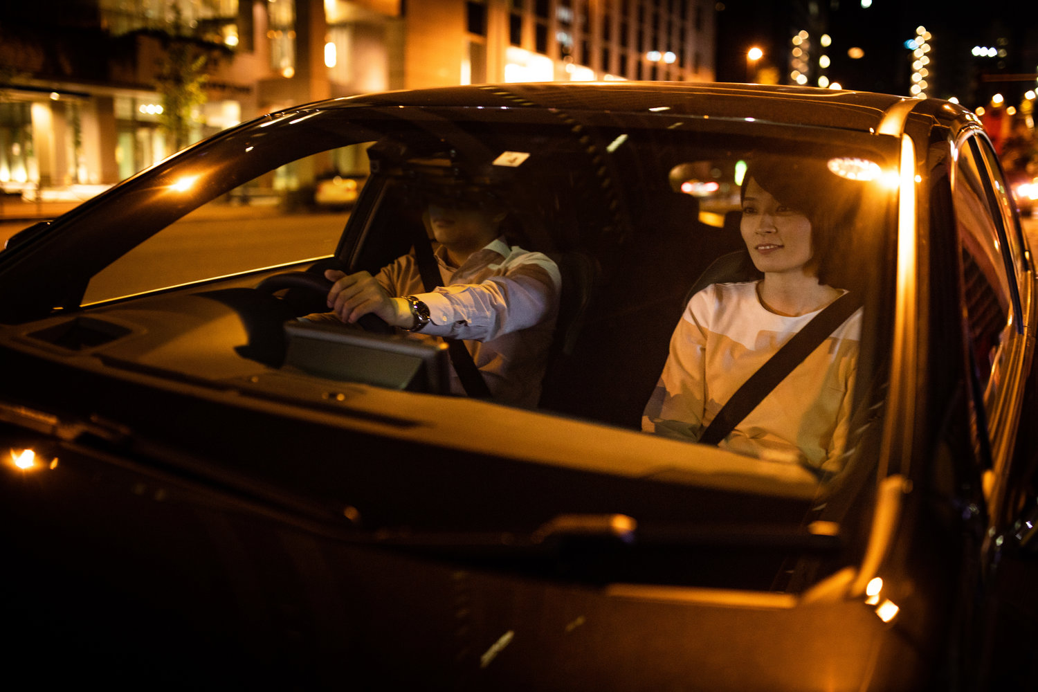 大人が恋するドライブデート 高級車で走る東京の夜 Anyca エニカ News カーシェアリングの最新ニュース
