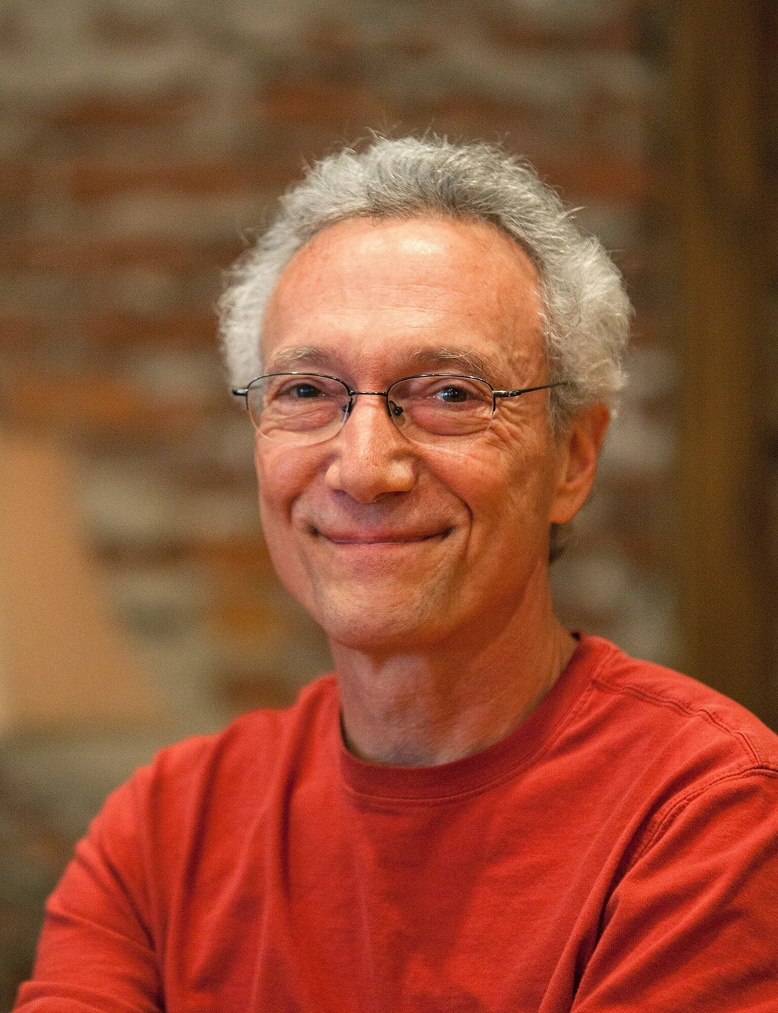 Scott Headshot.jpg
