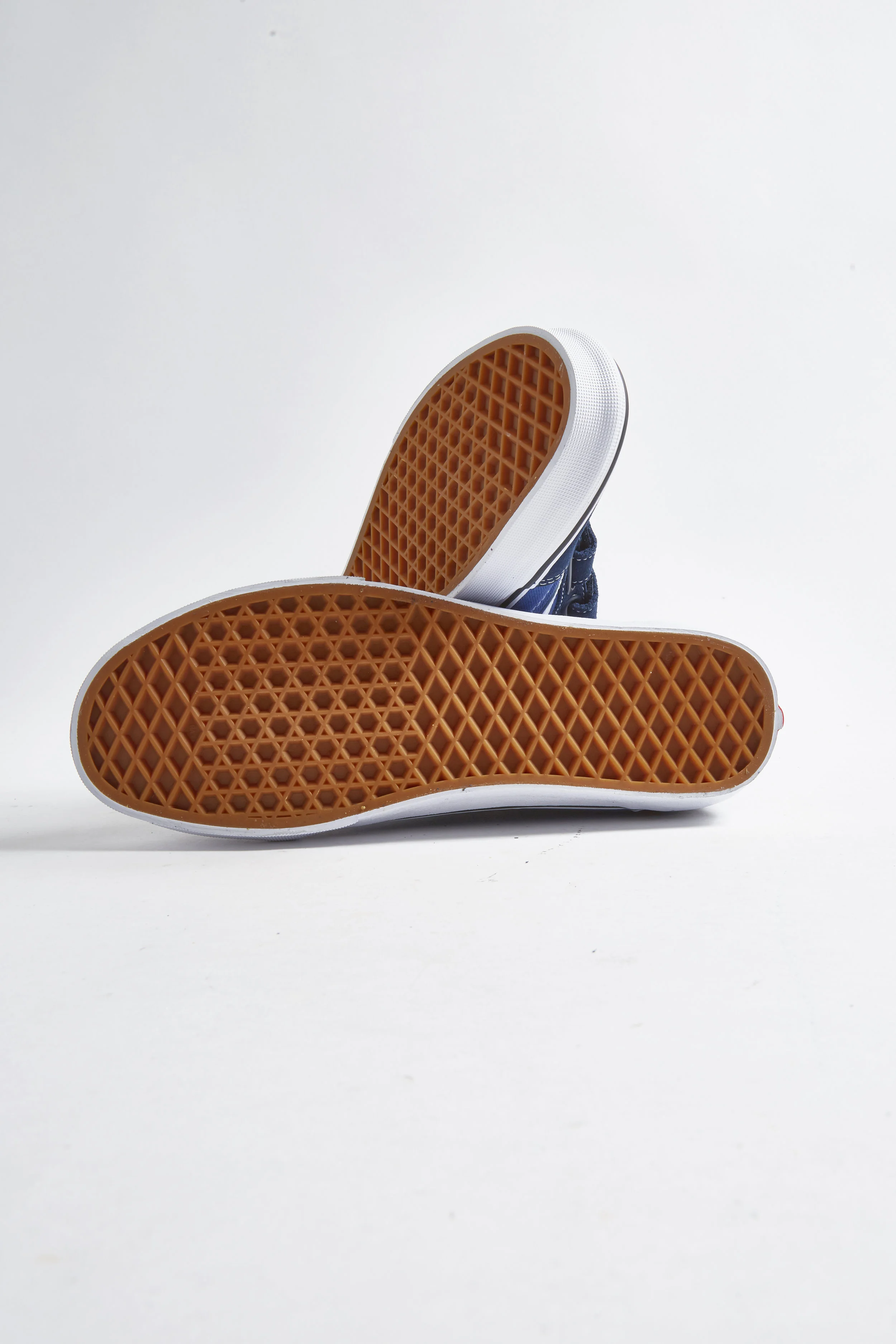0325414410022 VANS OLD SKOOL V STRAPS 040_9100.jpg