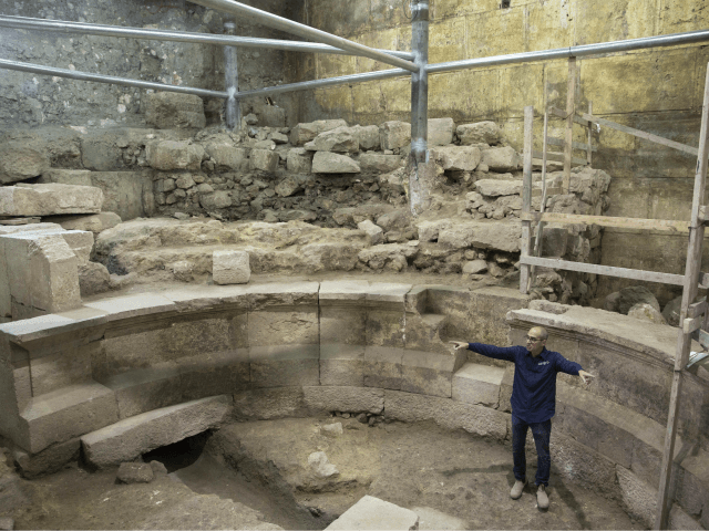 A Roman Theater Discovered in the Western Wall Tunnels 