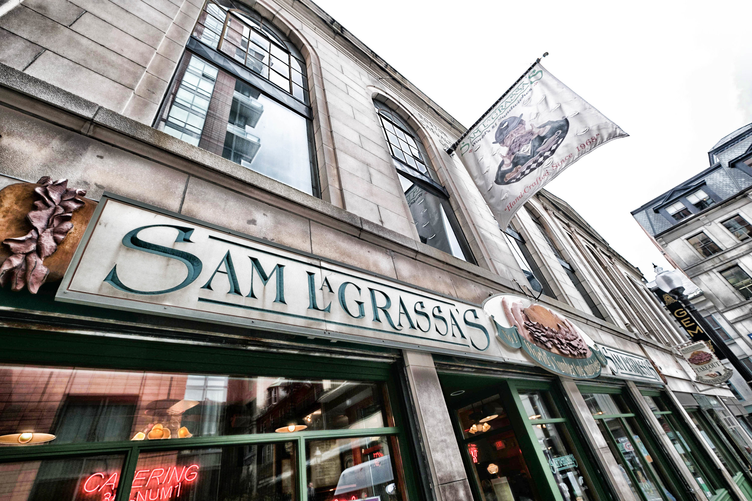  SAM LaGRASSA'S -&nbsp;&nbsp;WORLDS #1 SANDWICHES