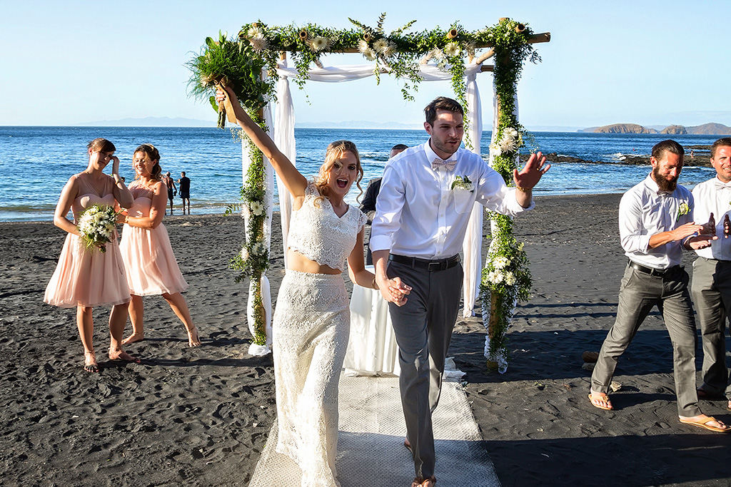 Documentary Destination Wedding Photography Costa Rica and Central América