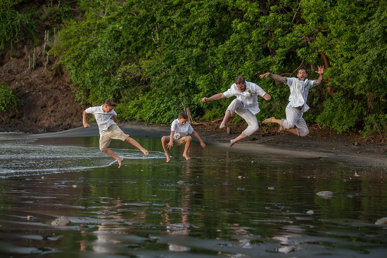 Documentary Destination Wedding Photography Costa Rica and Central América