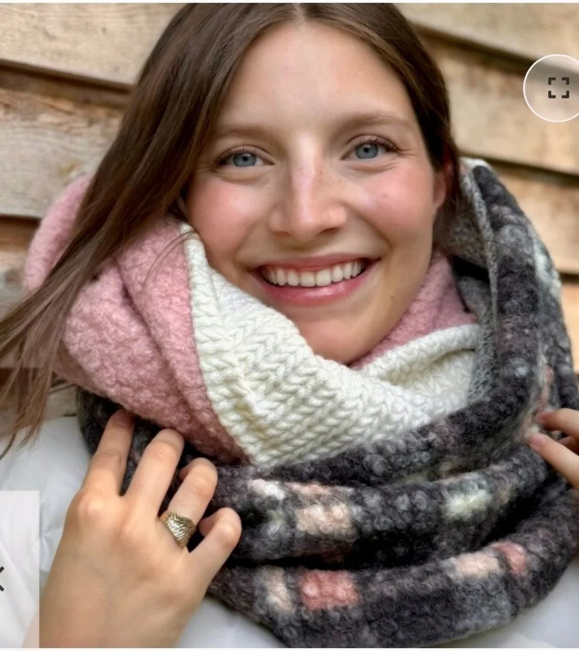 Foulards Baluchon! Produits qu&eacute;b&eacute;cois de qualit&eacute; et style magnifique! @baluchonaccessoire #foulardimprim&eacute; #foulardhiver #boutiqueaccessoires #boutiquecadeau