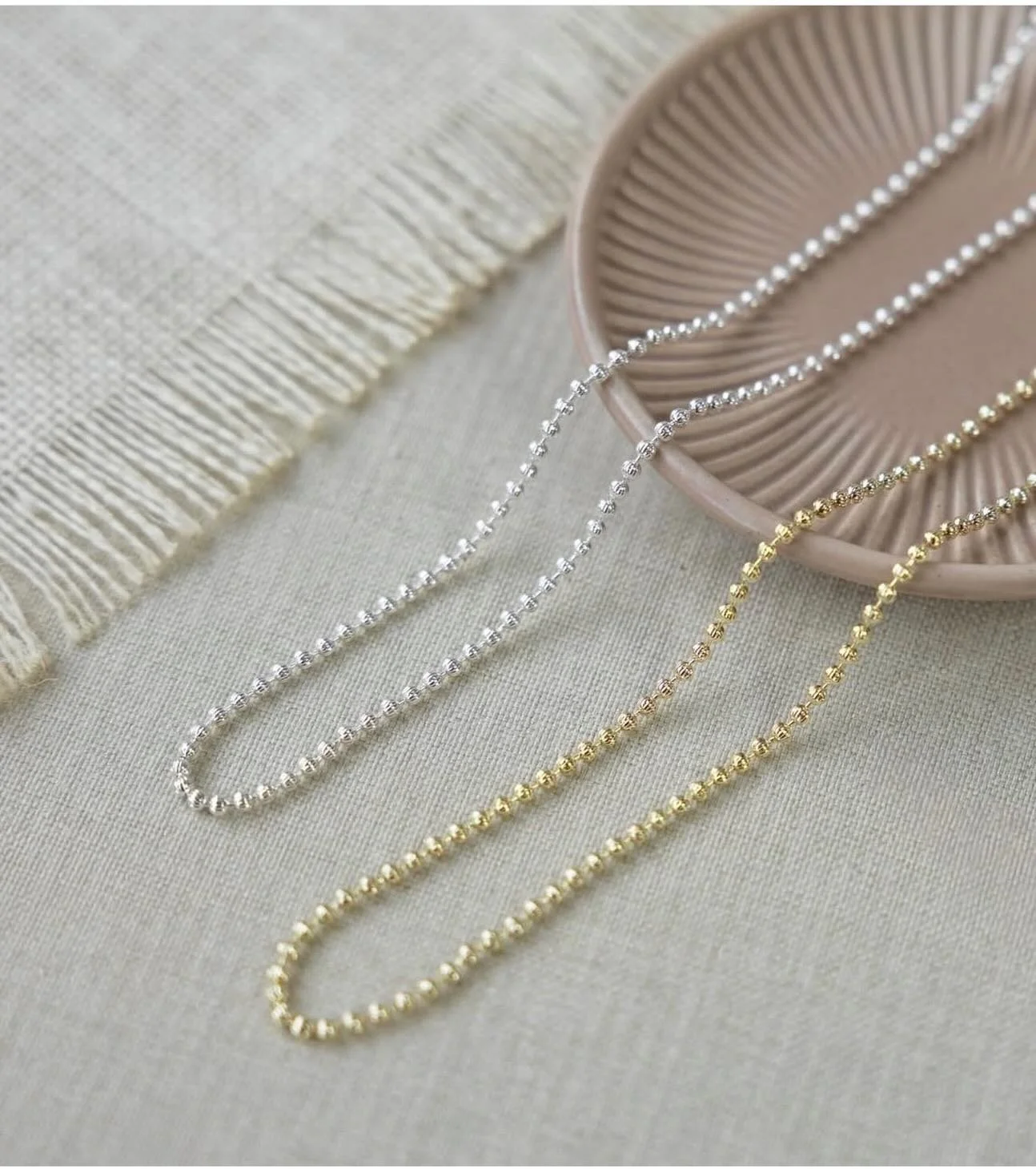 Glee 🩷🩵🩷 @glee.jewelry  Bonne Journ&eacute;e! #bijouxsimple #collier #boutiquecadeau #boutiquebijoux