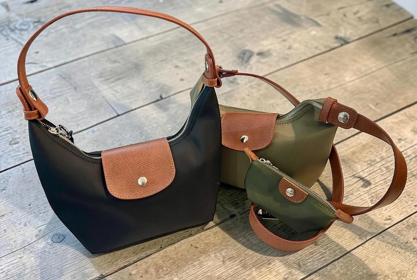 Sacs en nylon! L&eacute;ger et cute !!! @shopmisscaprice  #sac #handbags #nylonbags #boutiquecadeau #montrealboutique