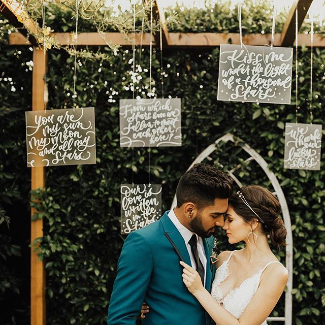 Featured over on @greenweddingshoes today in a moody + modern celestial styled shoot! ✨ For this Across the Universe theme, I created several acrylic sheets with celestial love sayings that the gals over at @eventivemoments hung so elegantly at the c