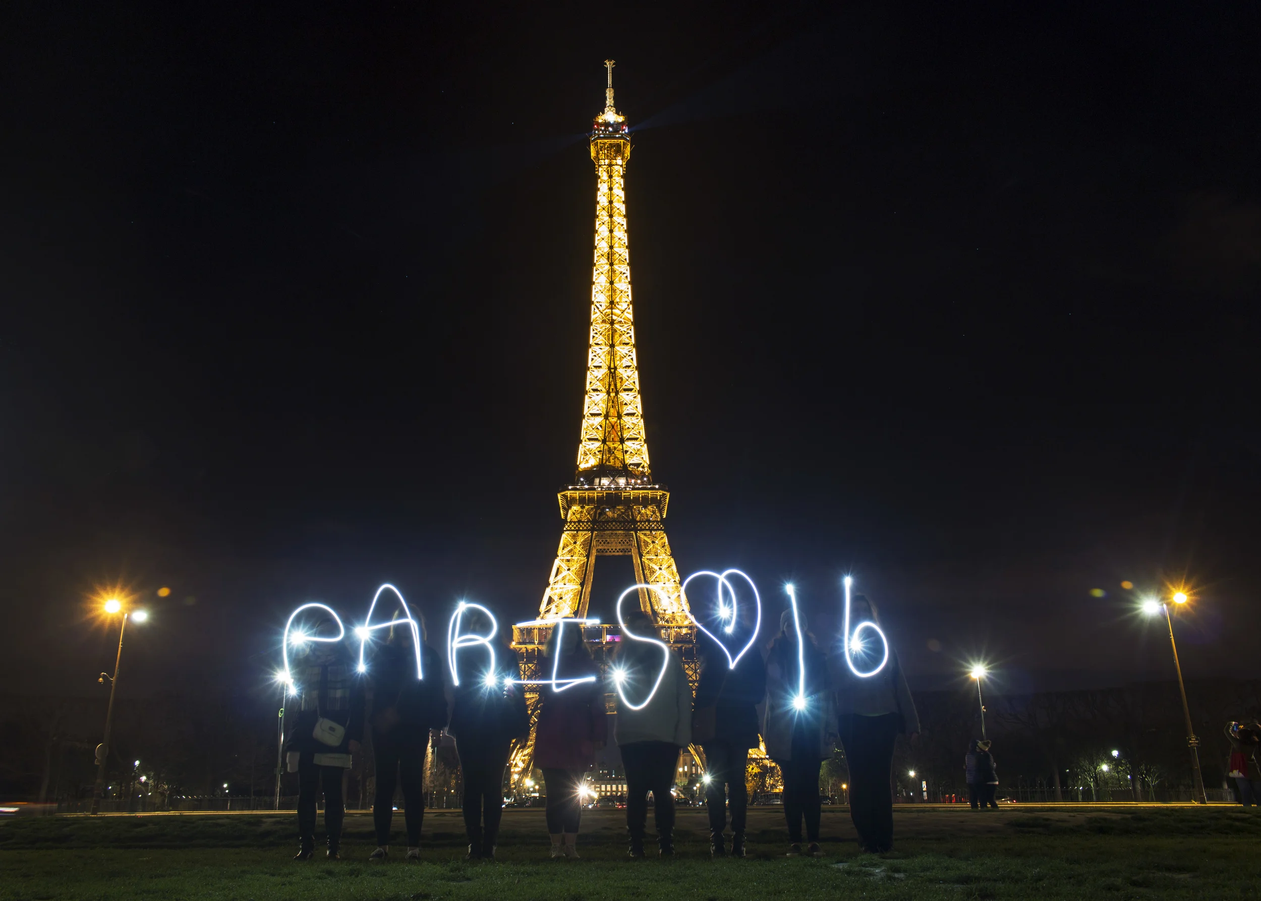 We did a light exposure picture to write "Paris 16"