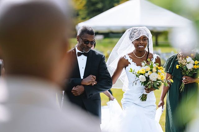 That moment when your beautiful bride comes down the aisle 😍 #wedding #weddingphotography #love #njweddings #parkwedding