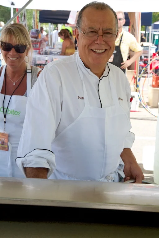 ctbites_blues_views_bbq_festival_tent_201430.jpg