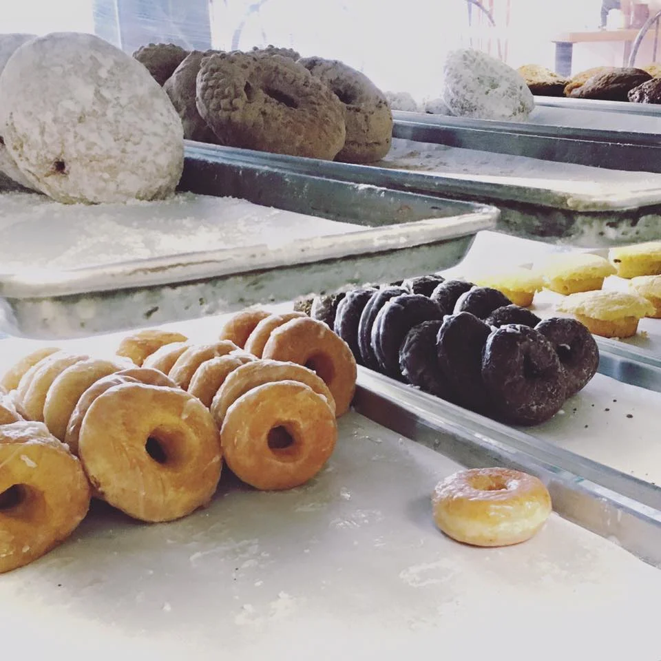 Coffee An' Donut Shop