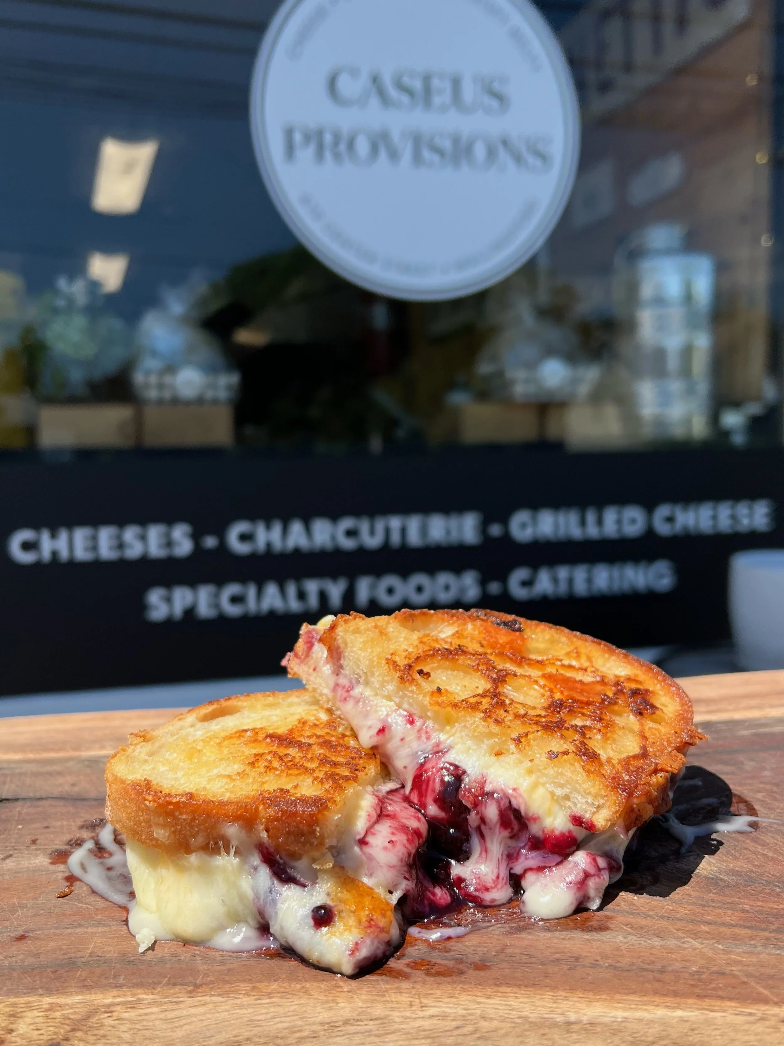 Guide To The Best Cheesemongers in Connecticut — CT Bites