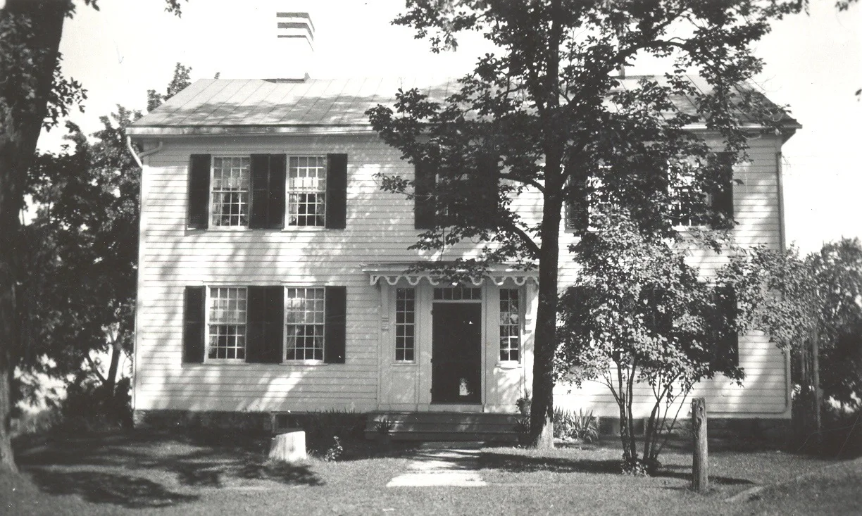  P earson/Taintor House . Photograph. Source: Avon Town Historian