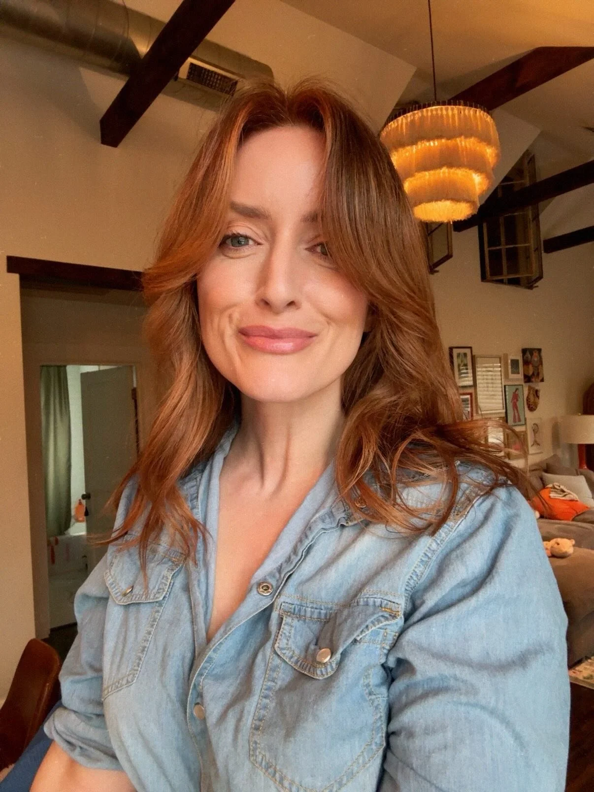 Safe to say this January Januaried harder than any January has ever Januaried. Still managed to write some special songs, get so much quality time with my girl, awaken my inner bird watcher and become a redhead! ❄️👩🏼&zwj;🦰