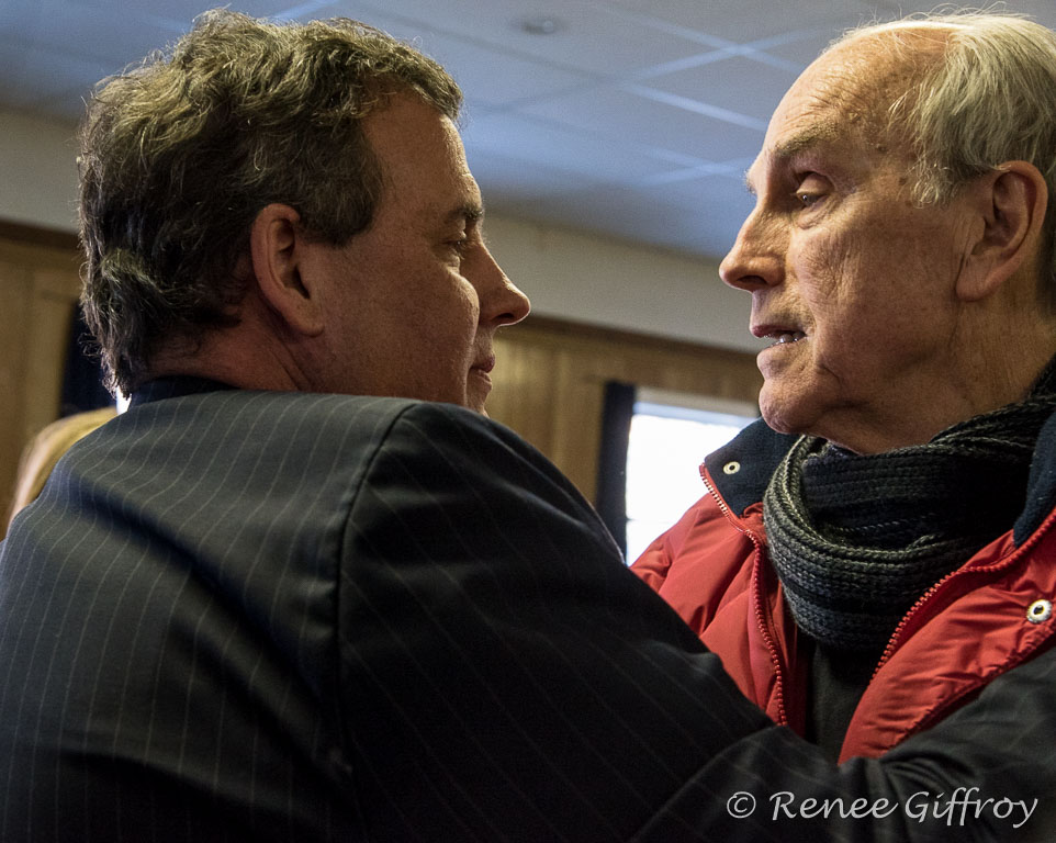 Chris Christie with his father in Portsmouth, NH