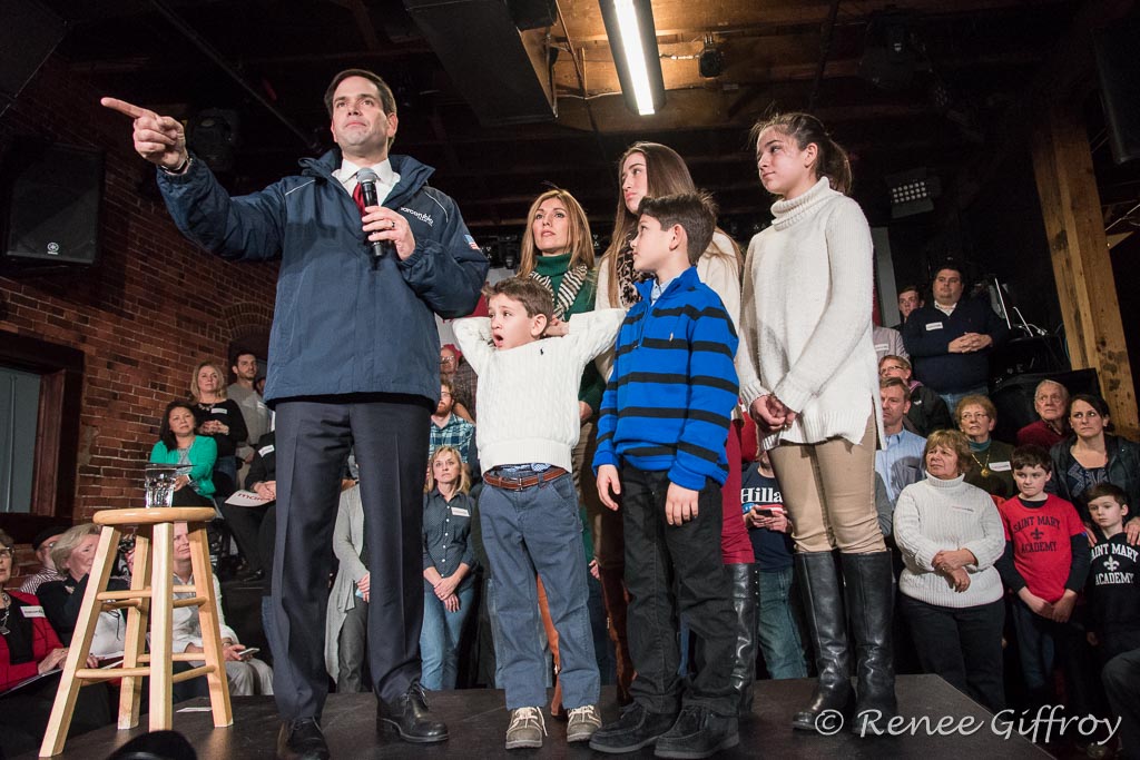 Marco Rubio with his family in Dover, NH