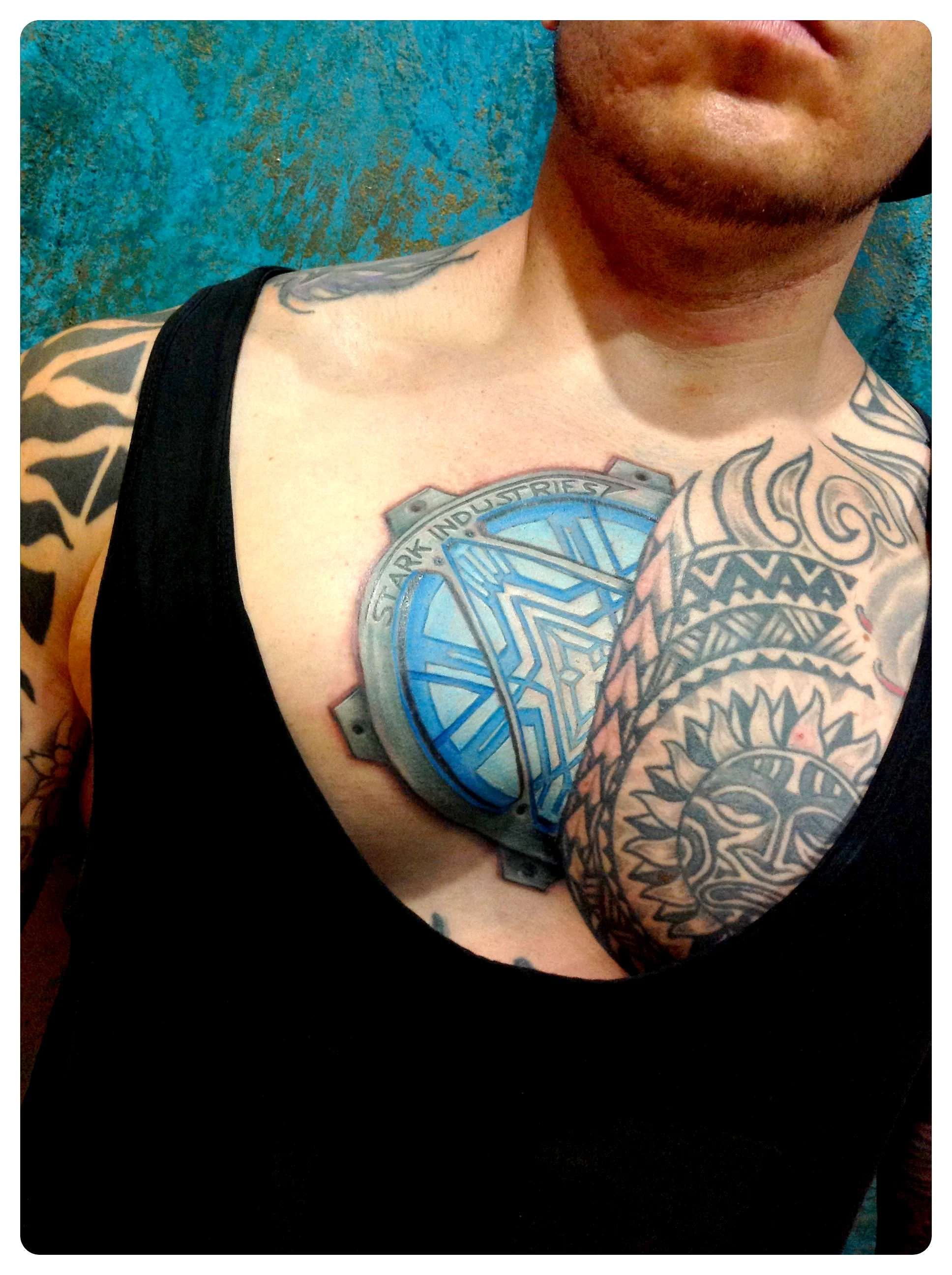 blog_2014_tattoo_chest-stark-reactor.jpg