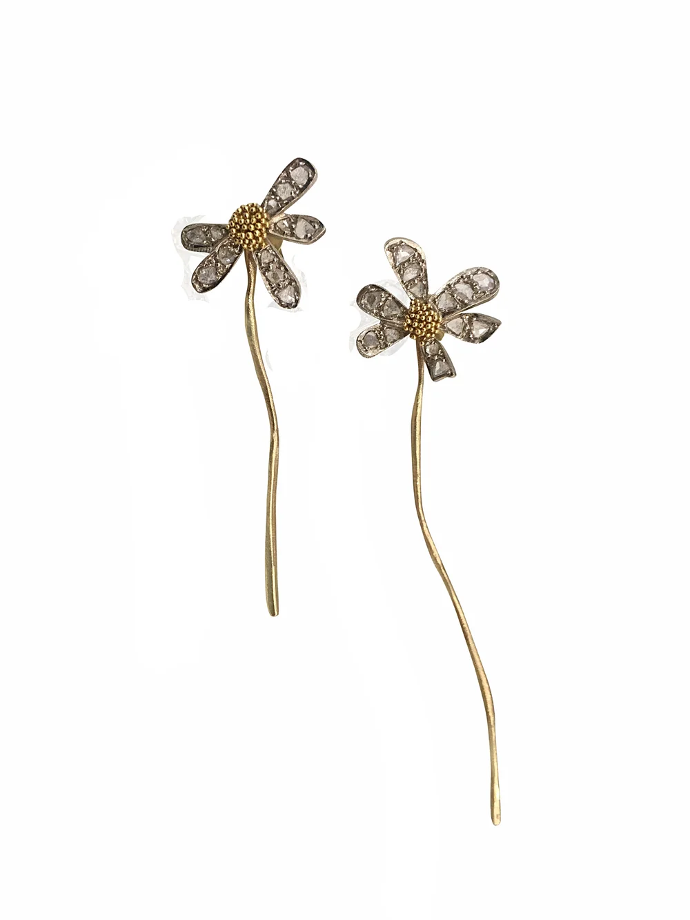 Sabbia Sabbia Fine Jewelry Lina Fanourakis Chamomile Earrings