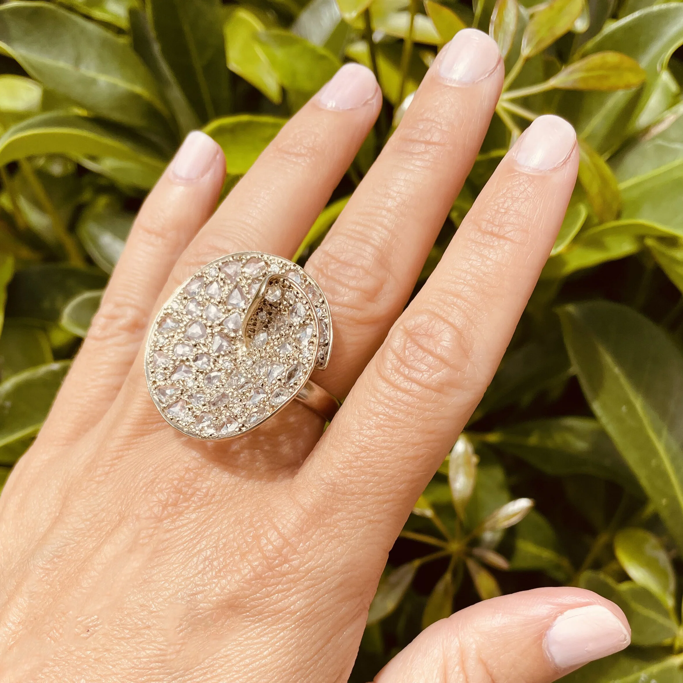 Jewellery Lily Collins Earrings Lily Collins Editorial Stock Photo