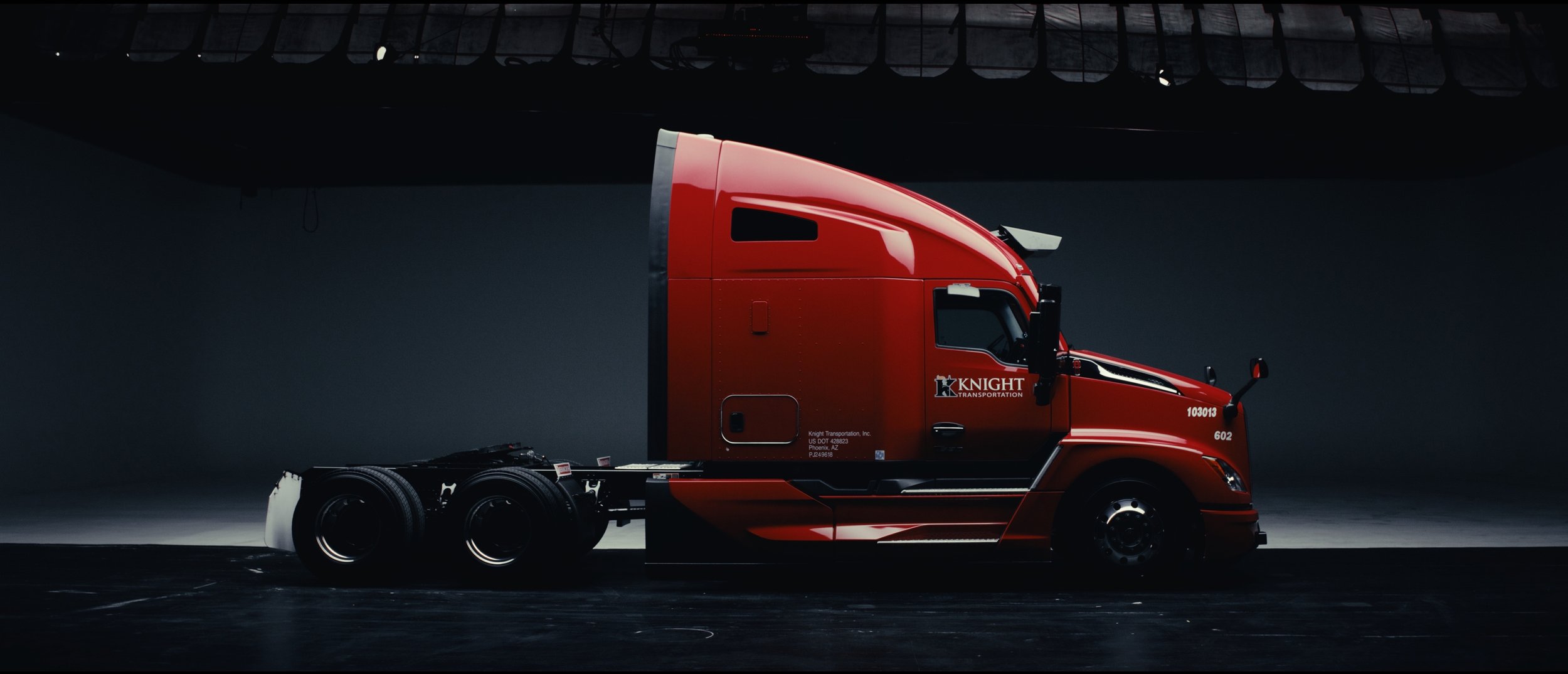  Embark Self-Driving Technology for on-the-road driving with carrier Knight Logistics 