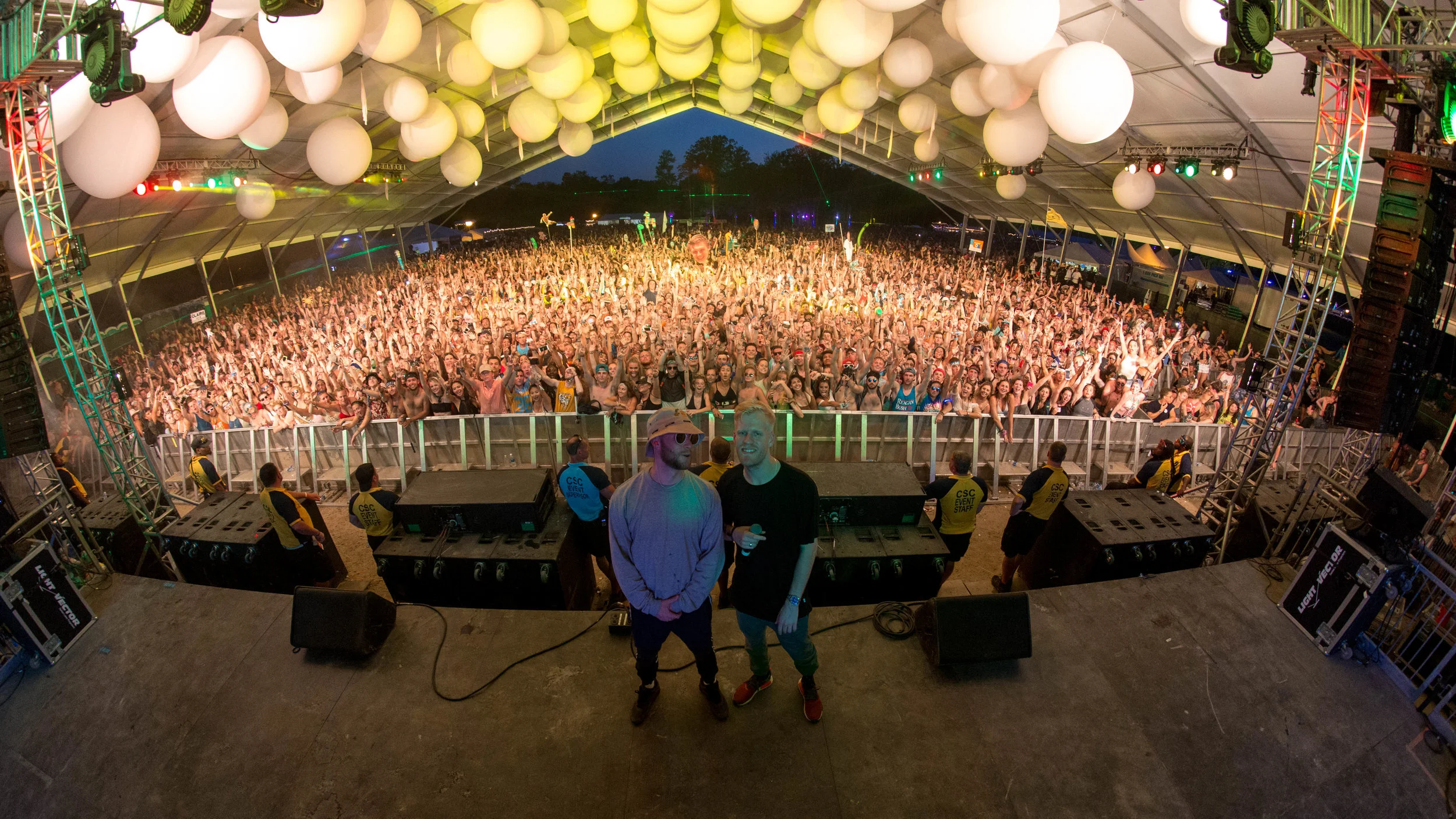 Snakehips-Firefly17-12.jpg