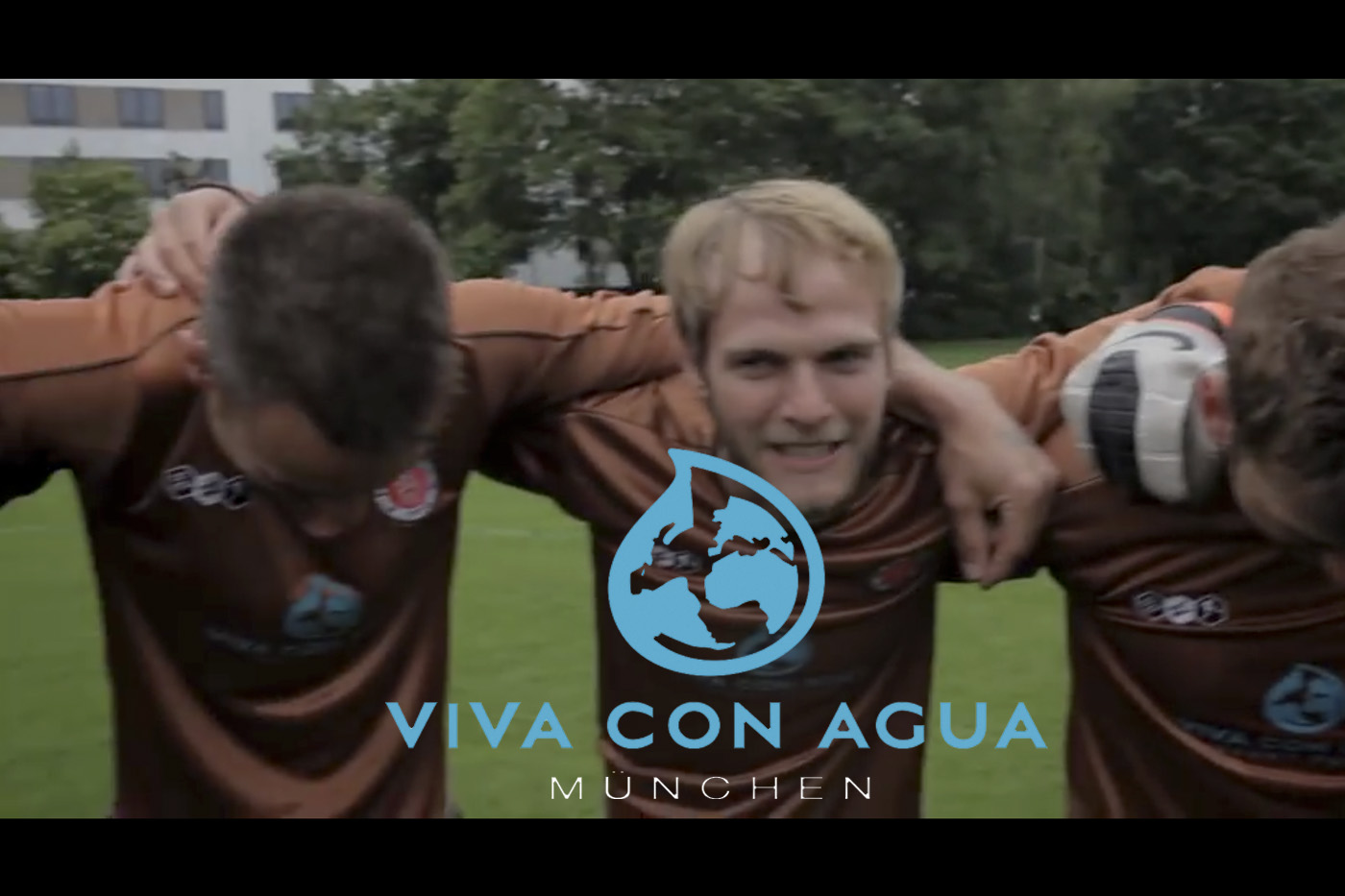 VIVA CON AGUA