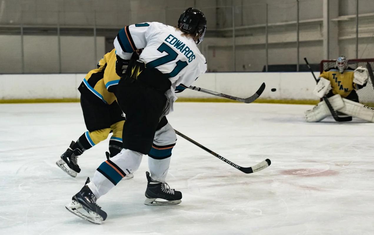 Jr sharks 9-7-15-5.jpg