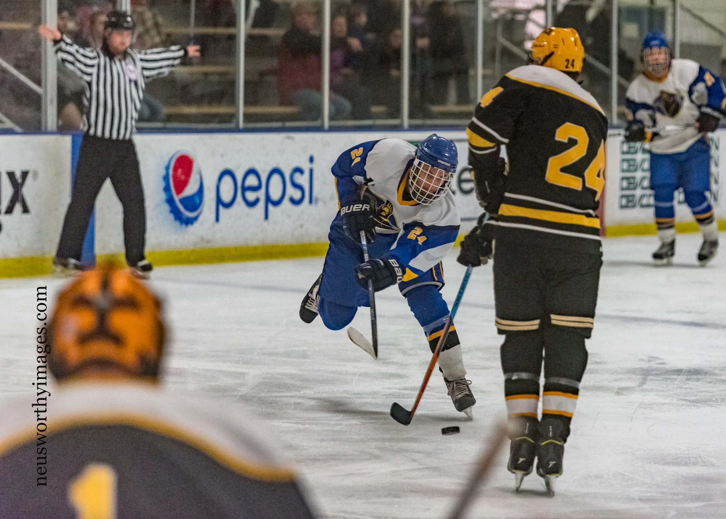 sjs v LB-11.jpg