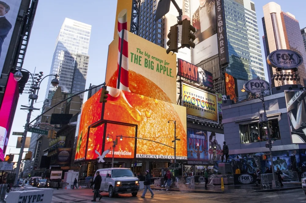   WRITER:&nbsp; Jonathan Careless &nbsp; ART DIRECTION:  &nbsp;Randy De Melo  CREATIVE DIRECTION: &nbsp;Alan Madill,&nbsp;Terry Drummond &nbsp; AGENCY:&nbsp; Juniper Park &nbsp; CLIENT:&nbsp; Tropicana U.S. 