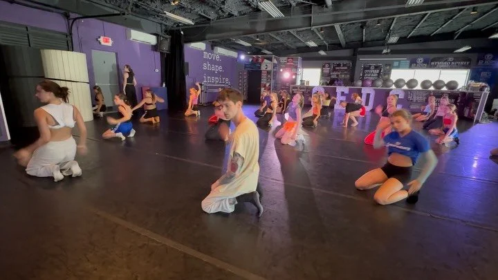Ryan is back THIS SATURDAY! DM or email us to RSVP - guest and drop-ins welcome! Saturday, Sept. 13 from 10-11:30am at our OG location. Let&rsquo;s go!

Here&rsquo;s a little throwback from Edge Intensive &lsquo;25 ✨

#dancecedc #ryankirby #letsdance