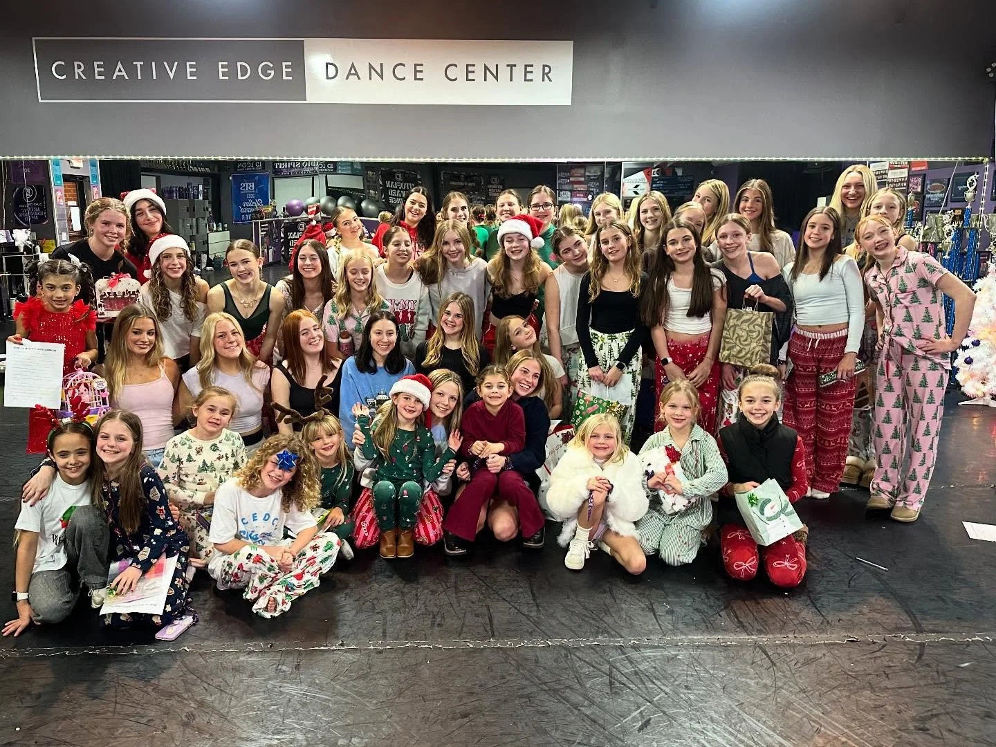 MERRY CHRISTMAS! We hope all our dance families and friends have a joyous holiday! Sending everyone our best Christmas wishes! 🎄💜✨

#dancecedc #cedcxmas