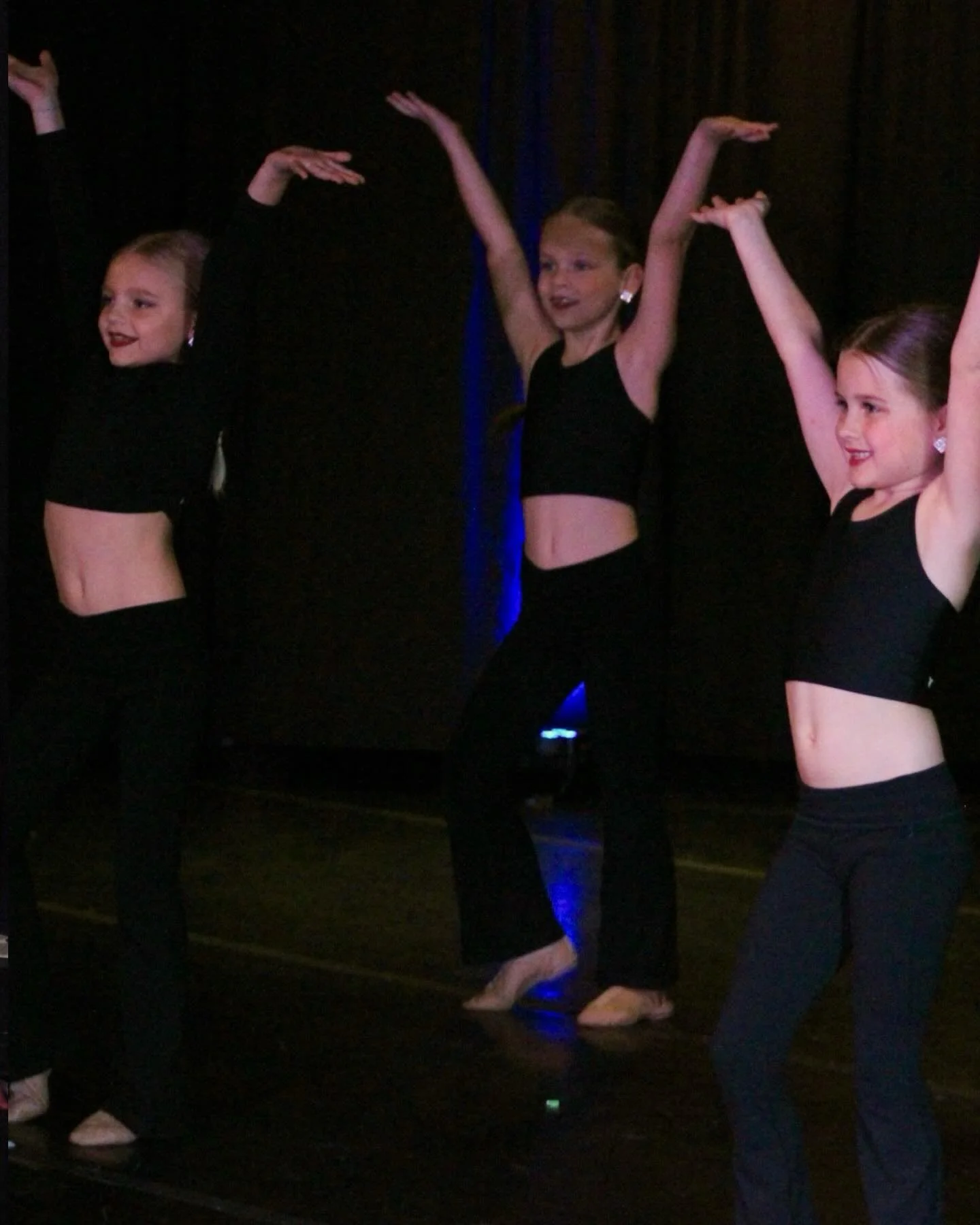 Action pics from our Comp Co &amp; Mini Co Sneak Peek Shows! We loved performing our competition pieces for our family and friends! 💜📸

#dancecedc #cedcszn11 #moveshapeinspire #dancefamily #competitionseason